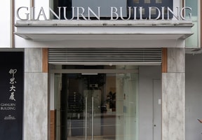 Alt Image